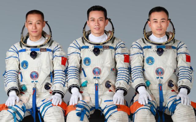 神舟十八号计划于4月下旬发射(图2) 神舟十八号计划于4月下旬发射(图2)